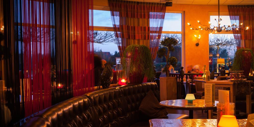 Hotel Restaurant Het Roode Hert Dalfsen Exterior photo